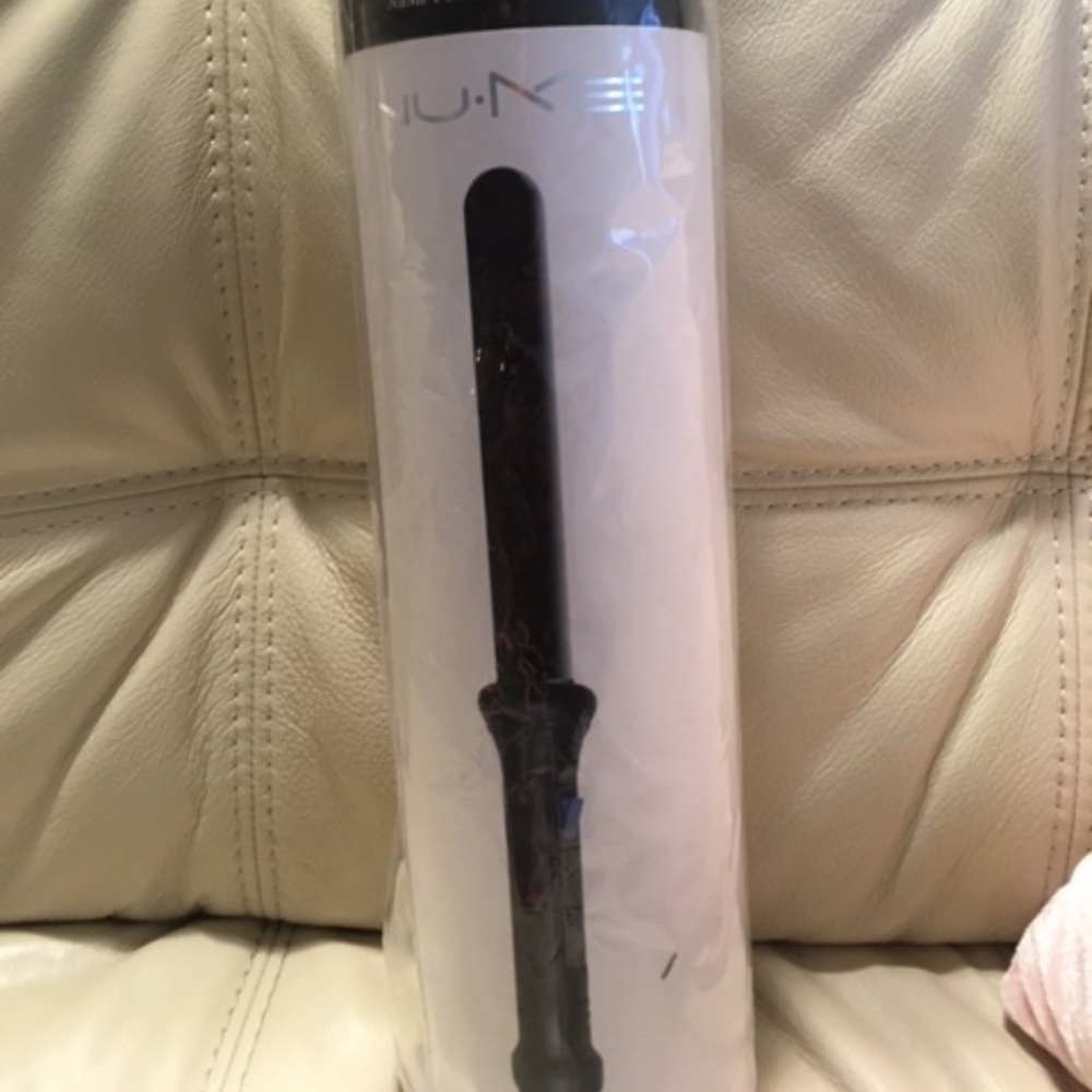 NuMe 25mm Classic Professional Curling Wand Black